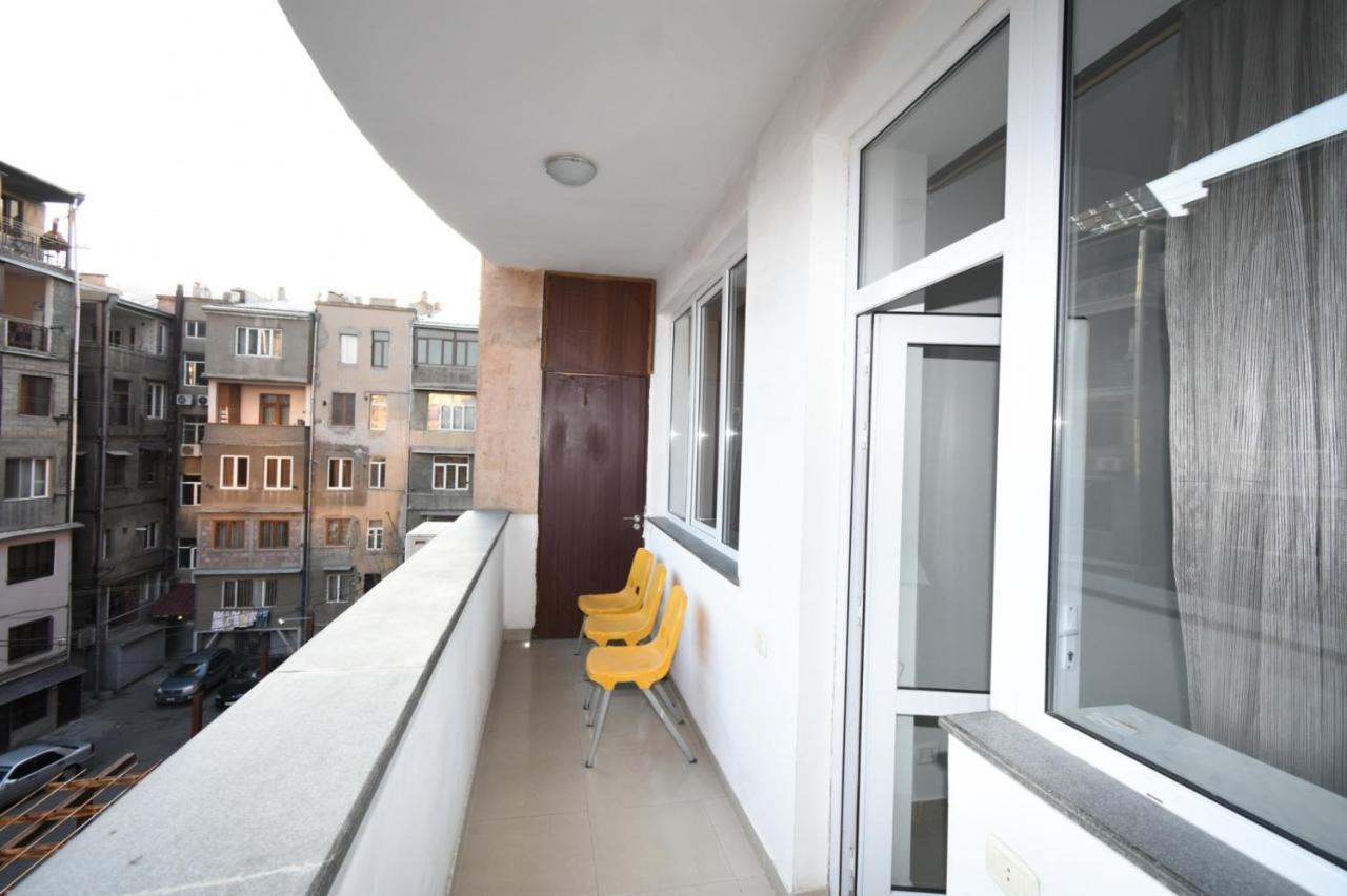 Mini Hotel Yerevan Exterior photo